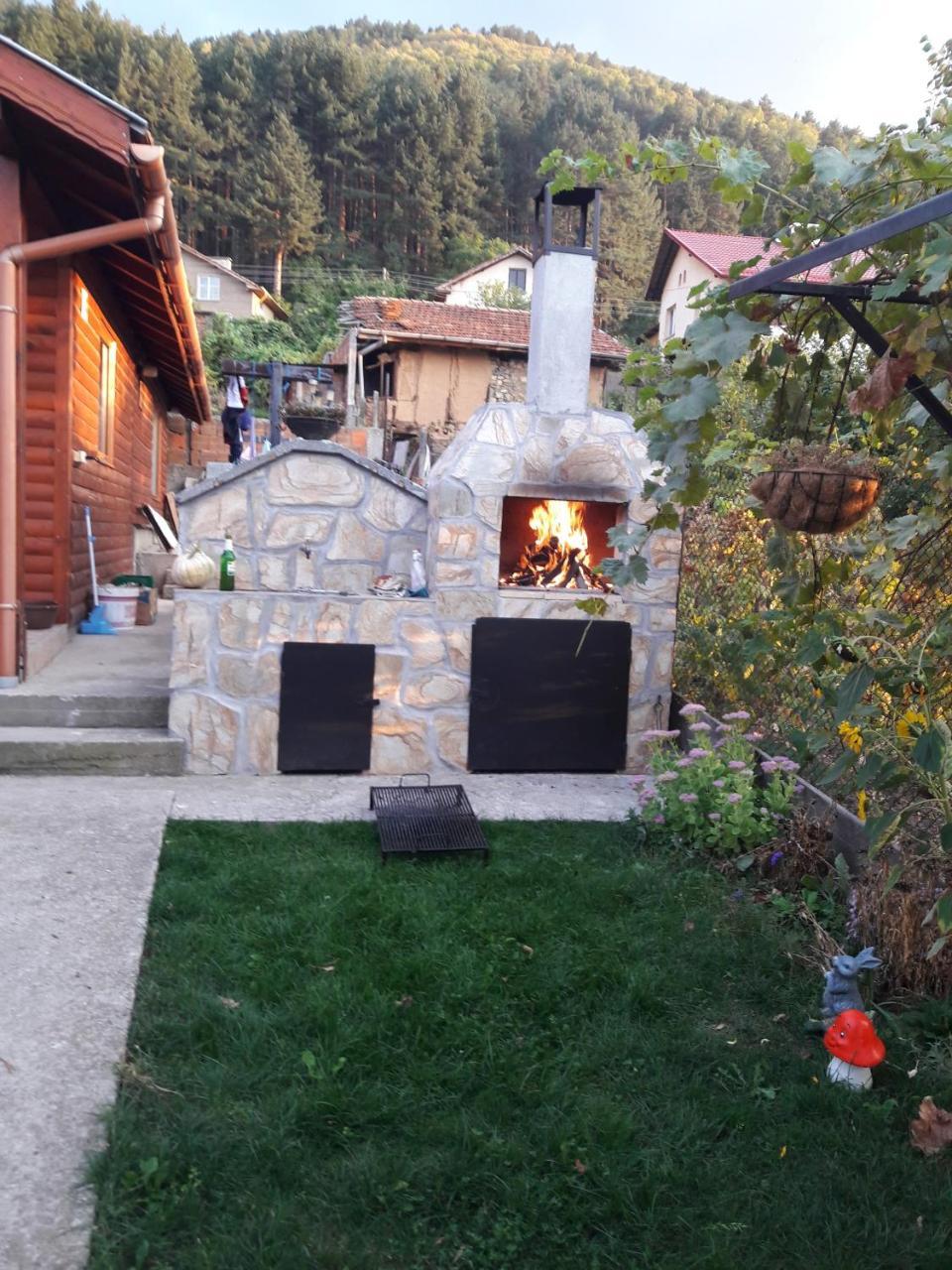 Holiday Home Veli Szapareva Banja Kültér fotó